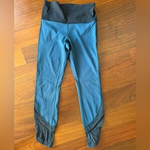 Lululemon size 6 pants